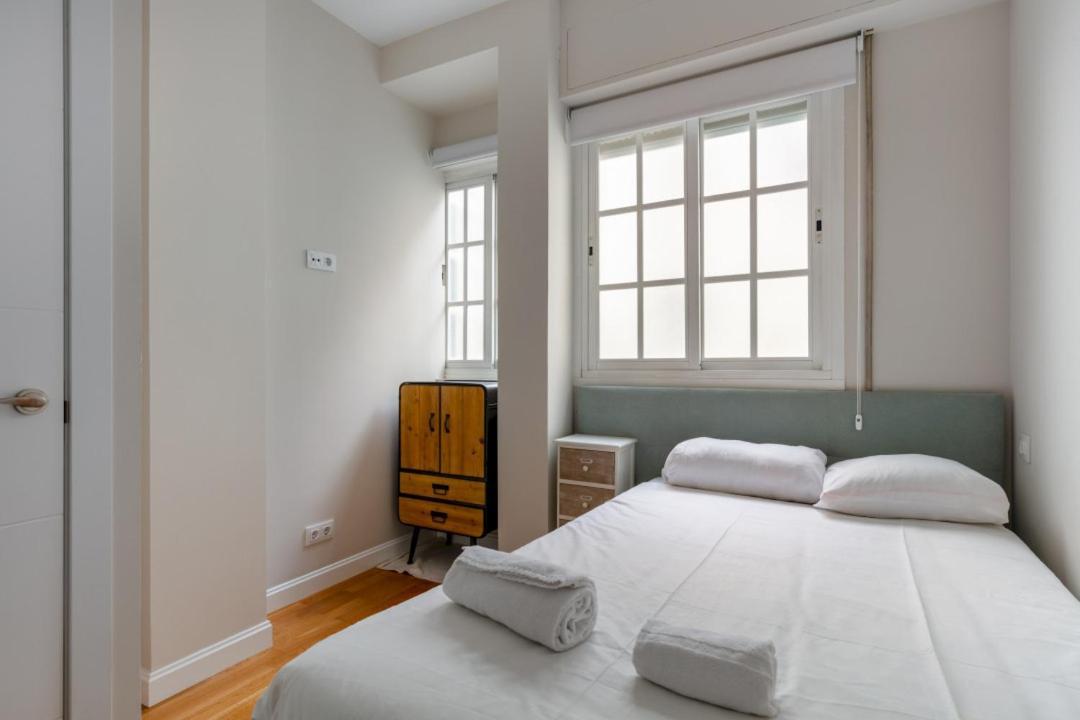Bright With Views - 2Bd 1Bth- Av America 마드리드 외부 사진