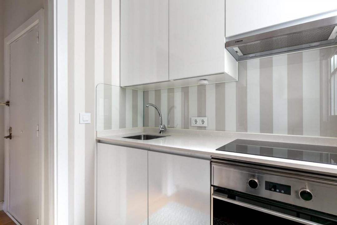 Bright With Views - 2Bd 1Bth- Av America 마드리드 외부 사진