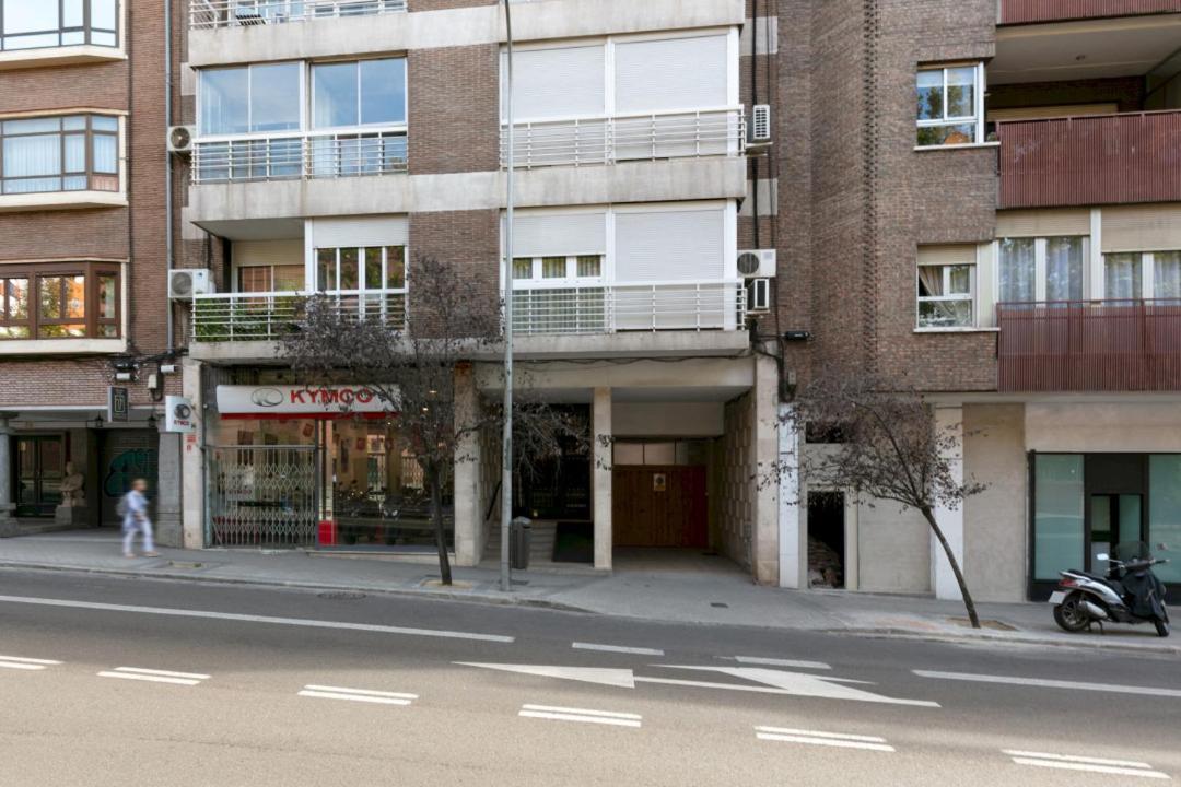 Bright With Views - 2Bd 1Bth- Av America 마드리드 외부 사진